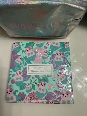 WINKY LUX Mint & Lavender Mermaid Kitten Eyeshadow Palette